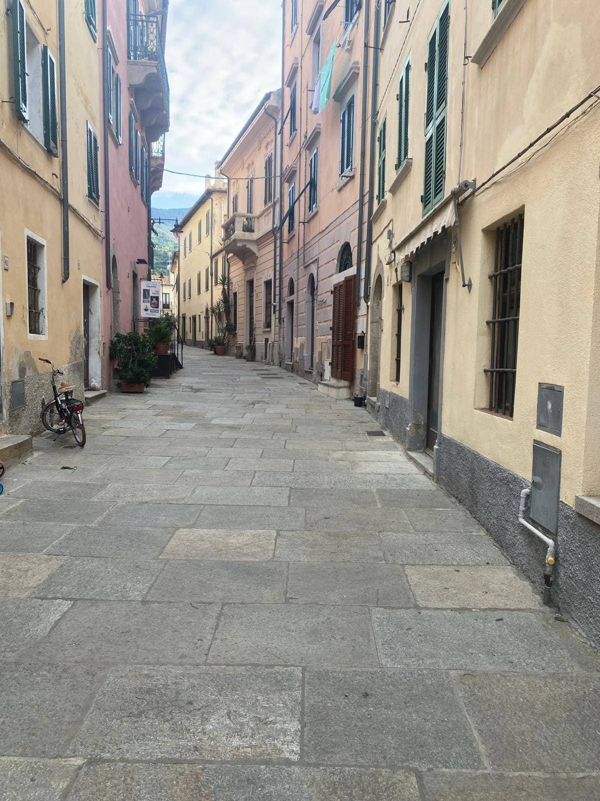 Magazzino ex carraia con bagno e angolo cottura – Marciana Marina