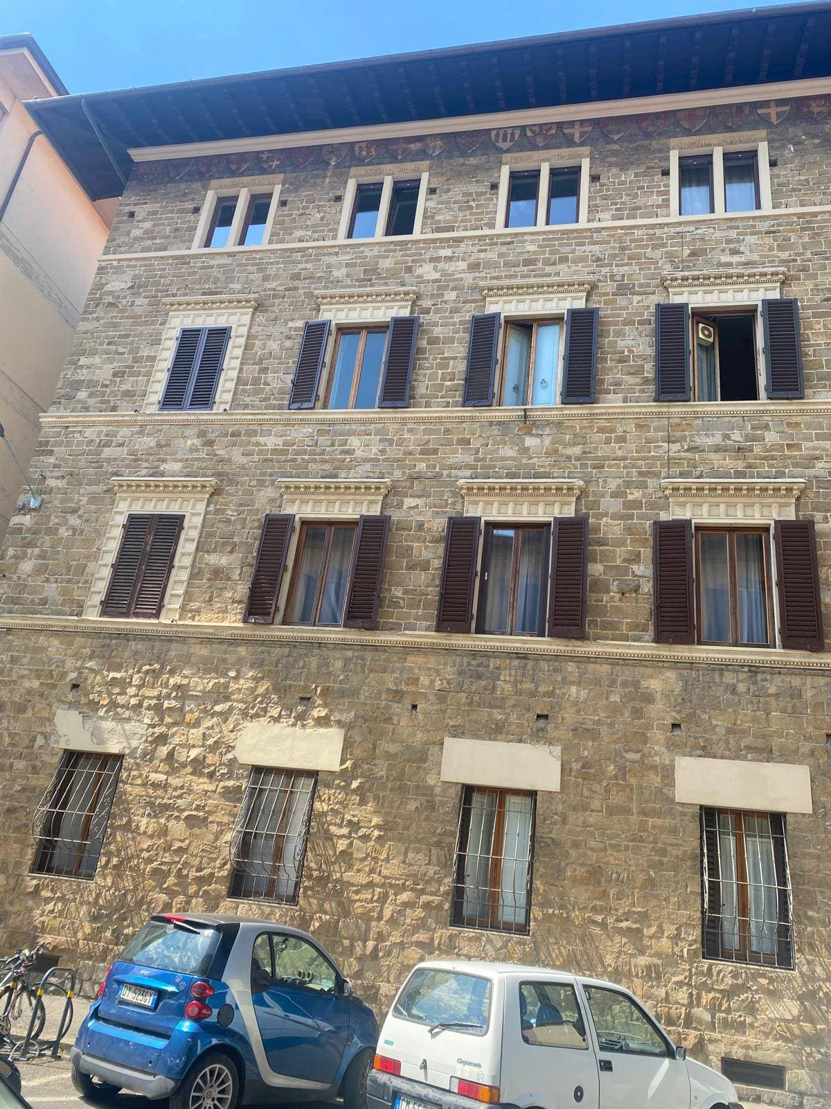 Appartamento in palazzo d'epoca con 3 camere – Campo di Marte