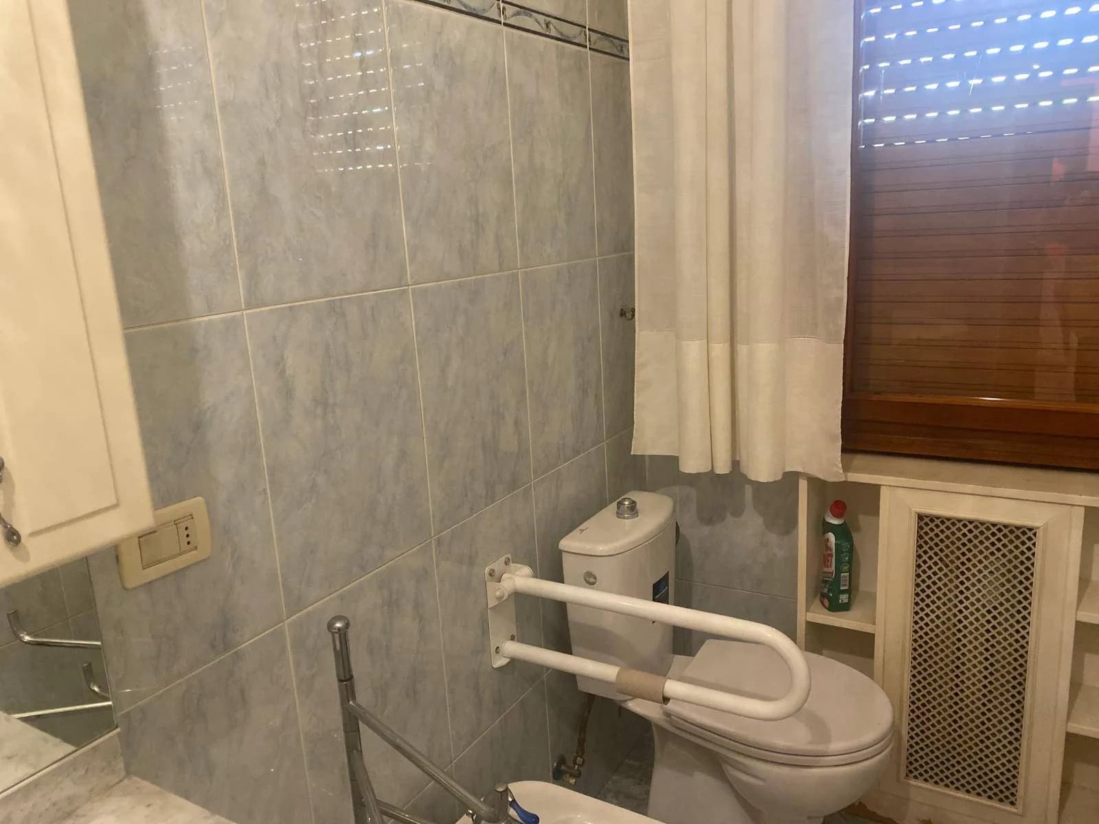 Appartamento di 5 vani con terrazza e garage – Isolotto